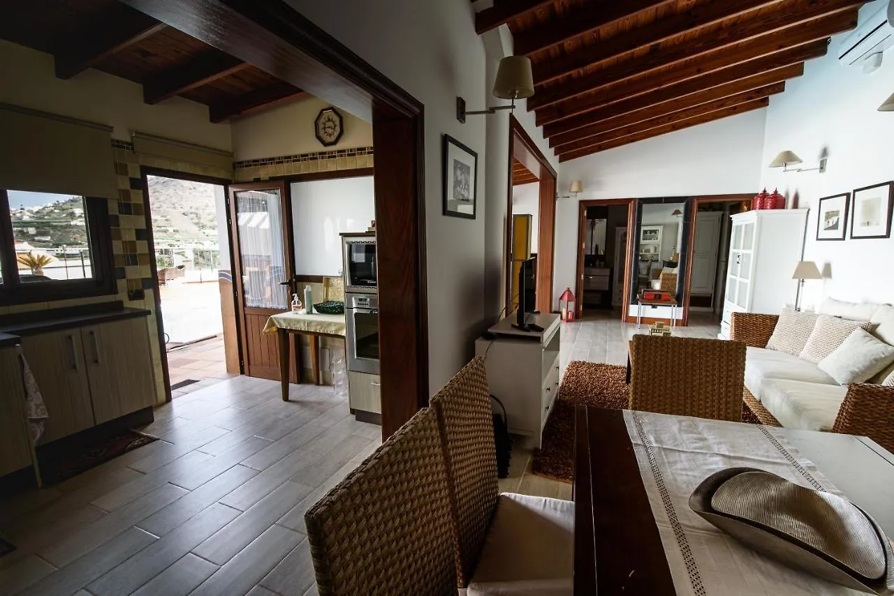 Villa Palmitos Deluxe Seaview Arucas