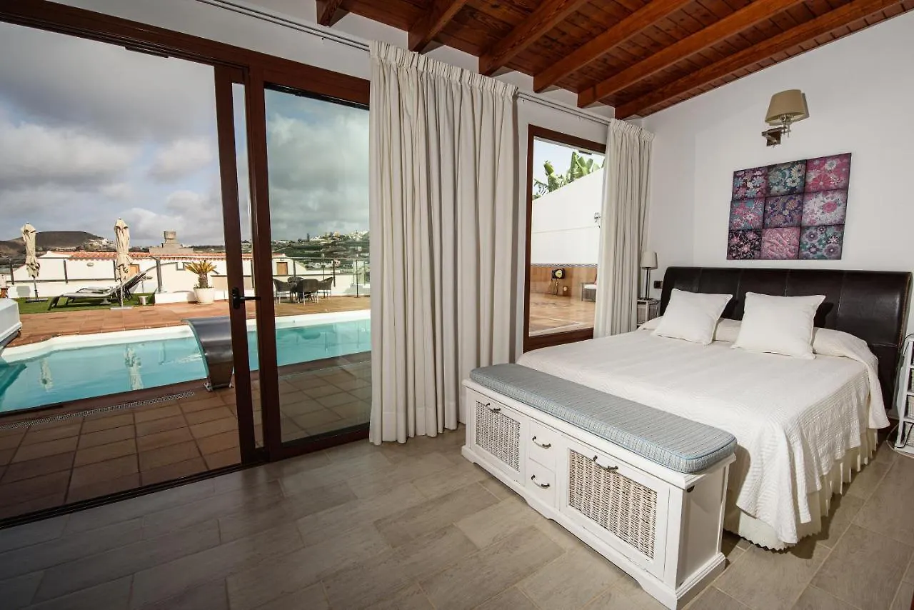 Villa Palmitos Deluxe Seaview Arucas
